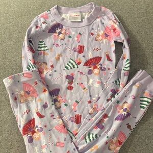 3/$15- Hanna Andersson Lavender Holiday Fairytale Girls Pajama Set